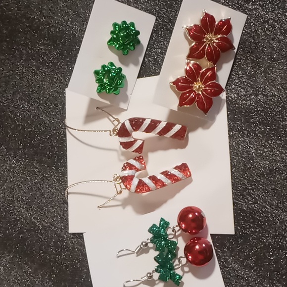 4 pairs of very Christmas & well made earrings . - Picture 2 of 11